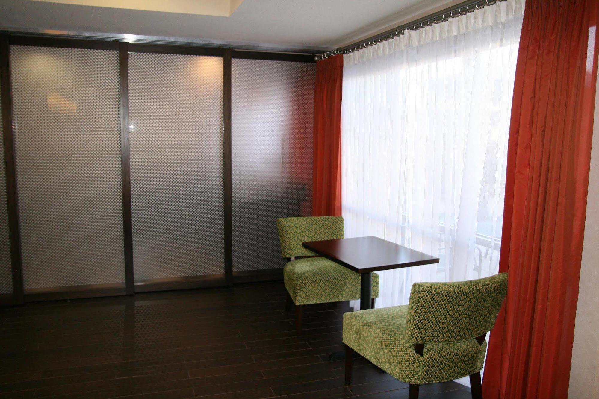 Springhill Suites By Marriott San Diego Mission Valley Buitenkant foto
